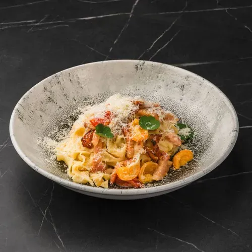 Pasta cu pancetta si cascaval