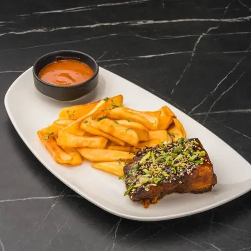 Costiță de porc cu glazură miso