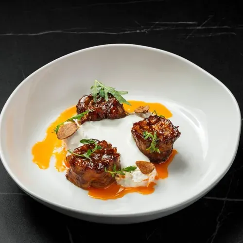 Vânătă în glazură miso